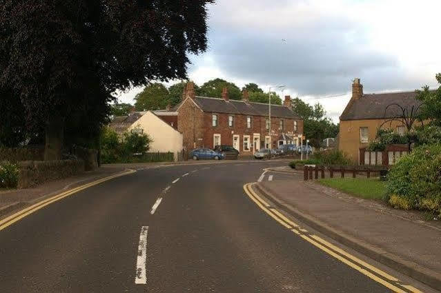 The Old Cross Inn Blairgowrie and Rattray Exterior photo